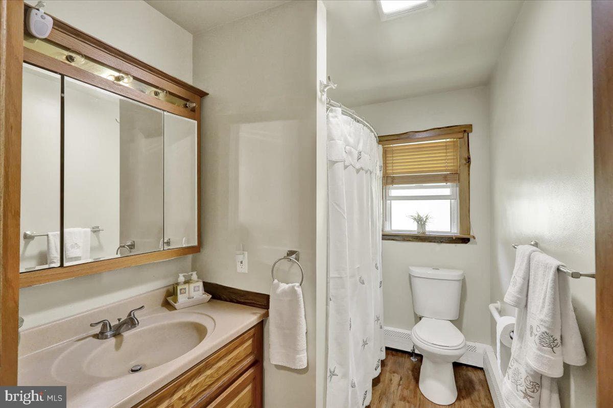 570 Walnut Road photo 15
