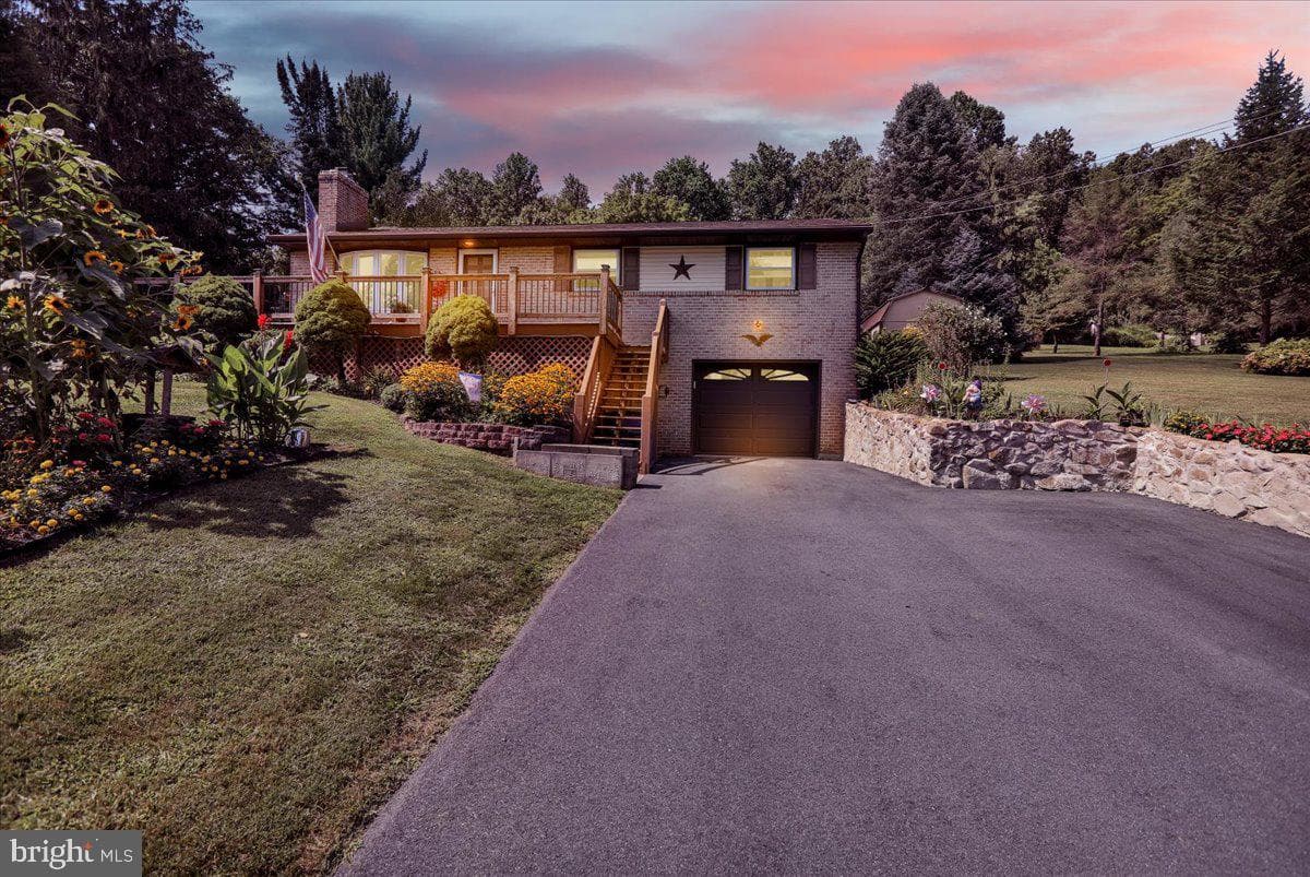 570 Walnut Road photo 36