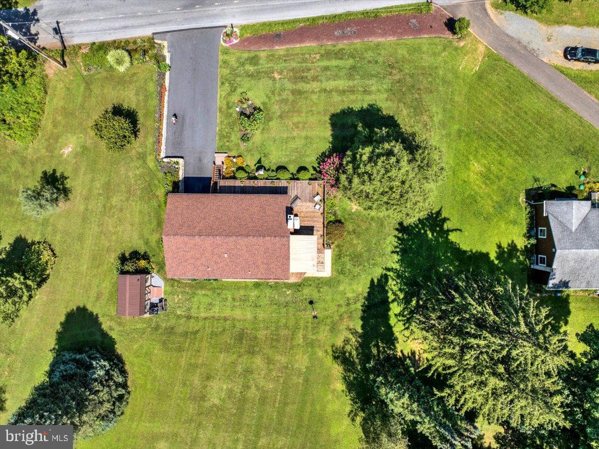 570 Walnut Road photo 42