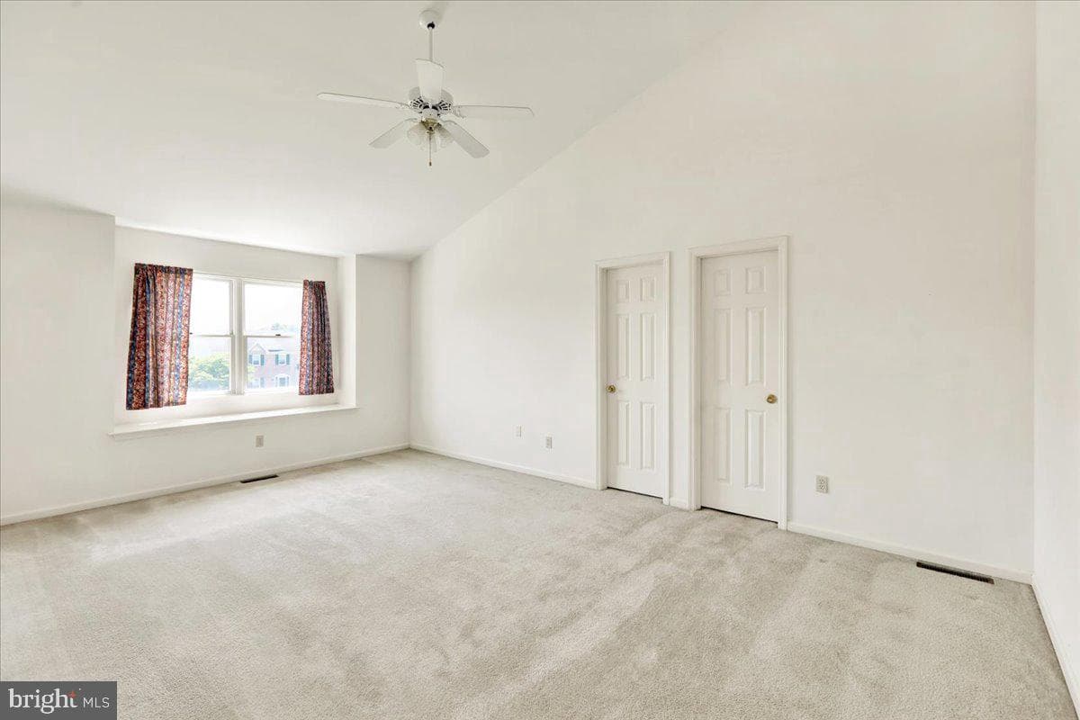 105 Misty Lane photo 32