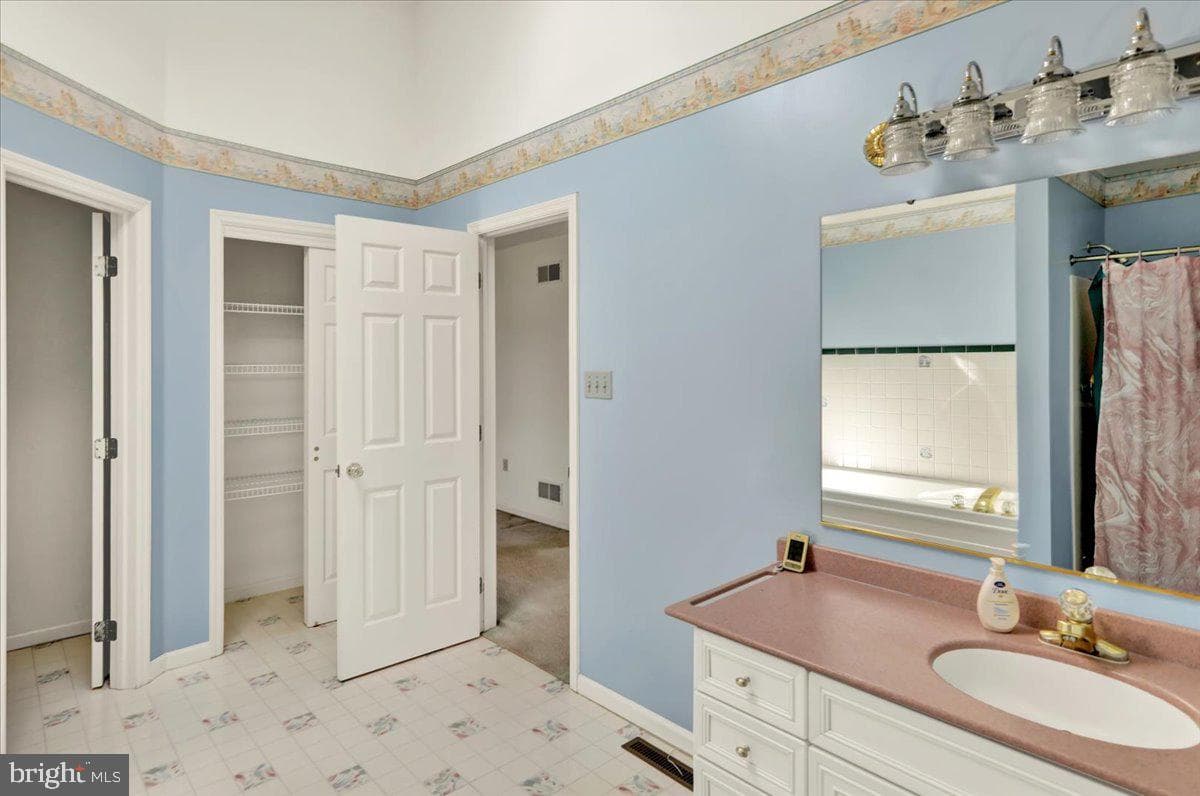 105 Misty Lane photo 44