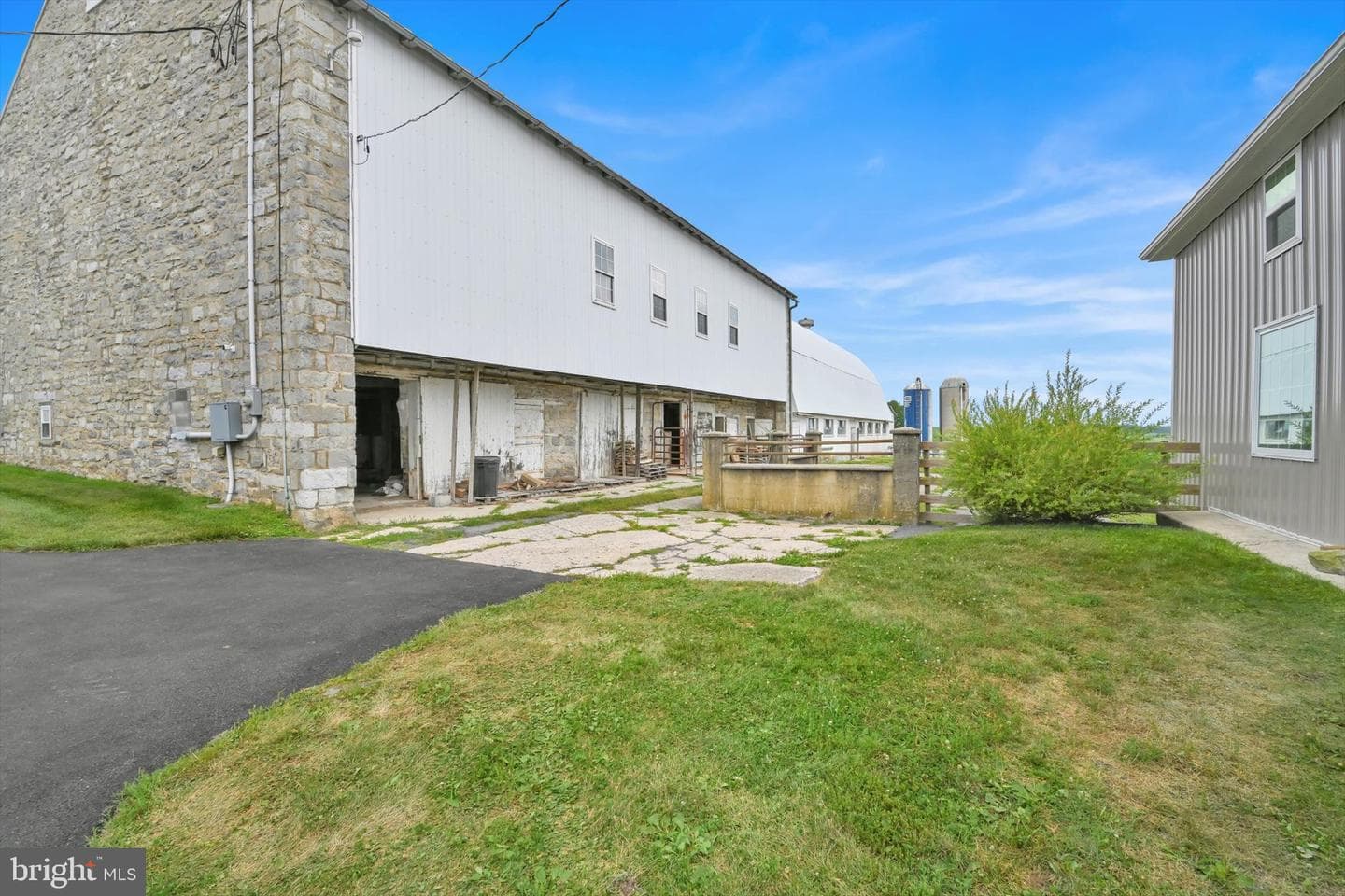 97 S Kemp Road photo 85