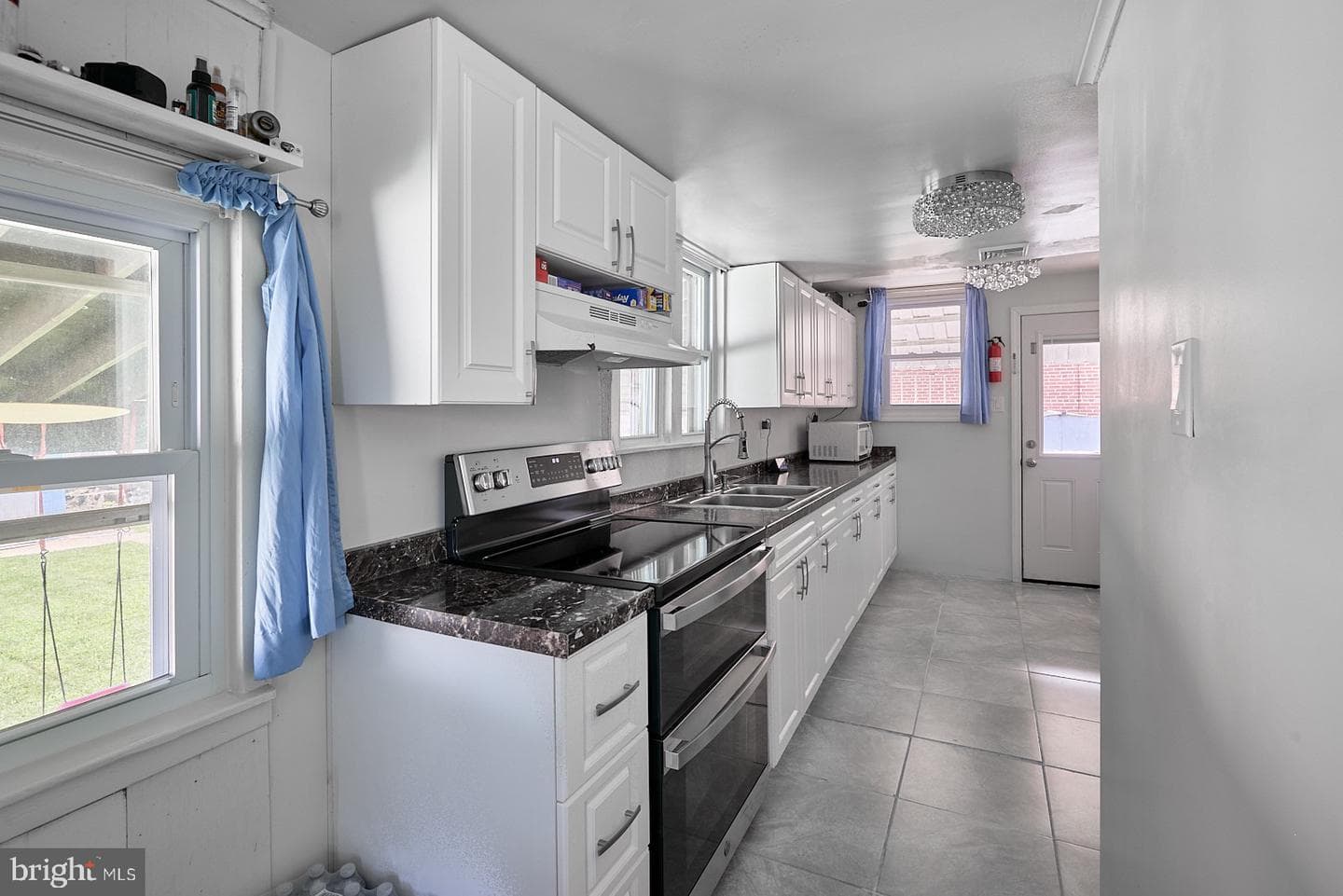 127 Angelica Street photo 17