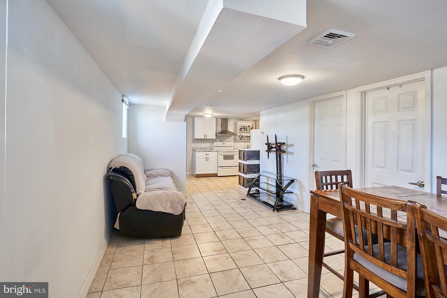 127 Angelica Street photo 20