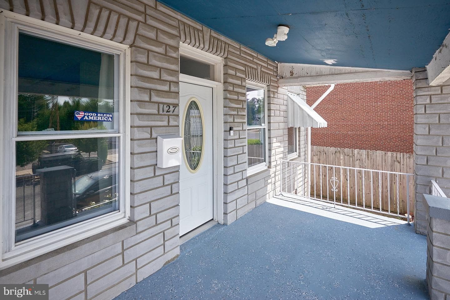 127 Angelica Street photo 5