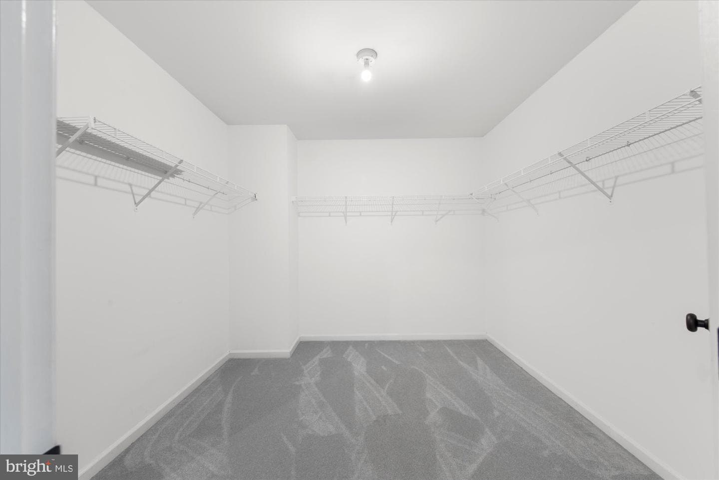 1514 Lexington Way photo 27
