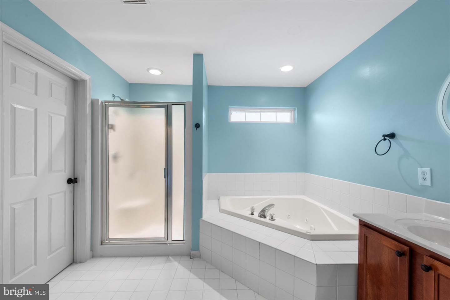1514 Lexington Way photo 29