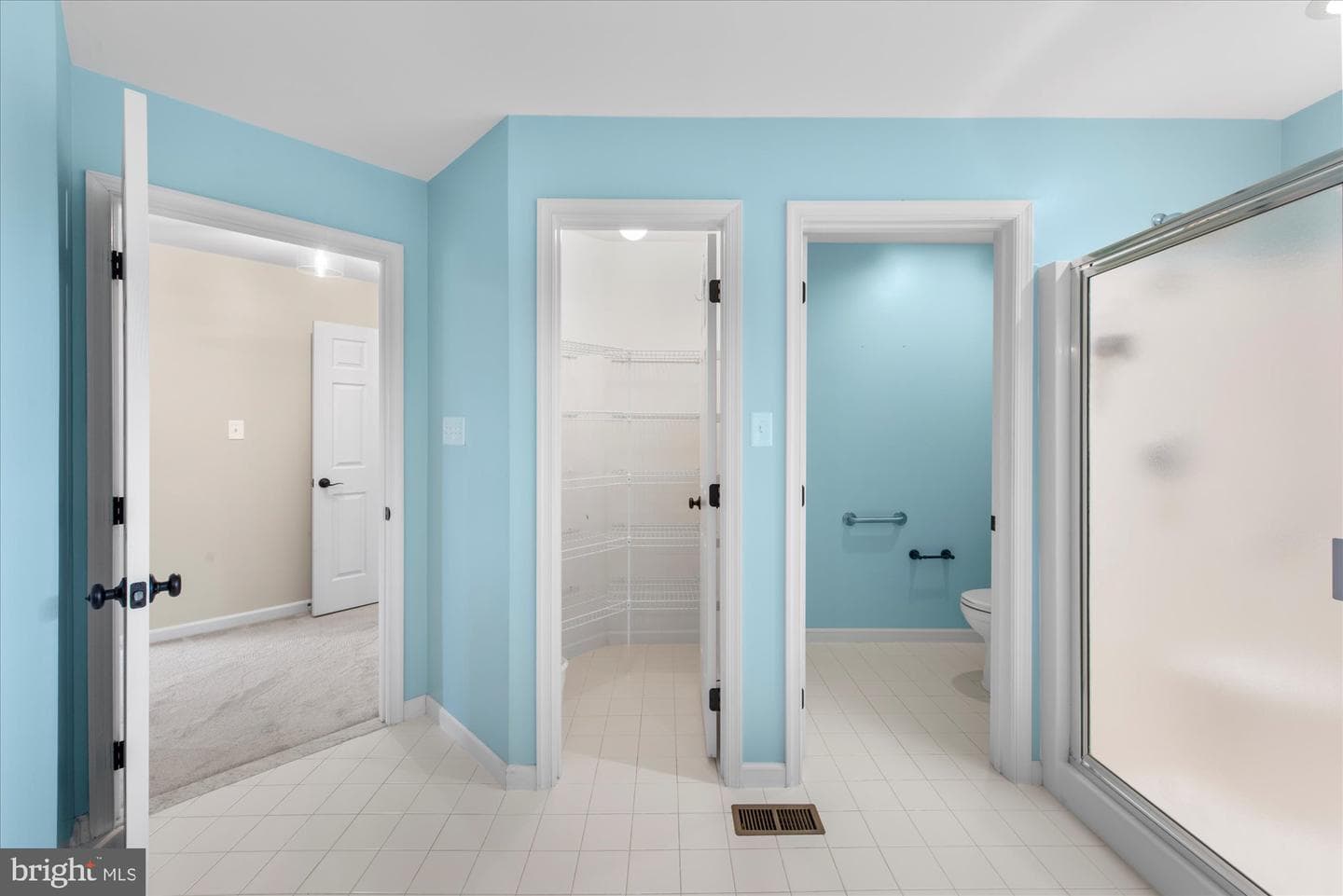 1514 Lexington Way photo 30