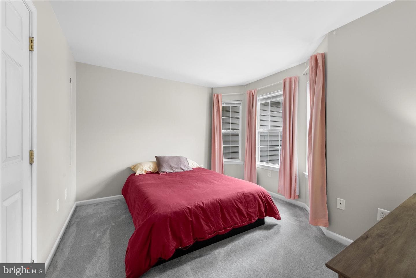 1514 Lexington Way photo 34