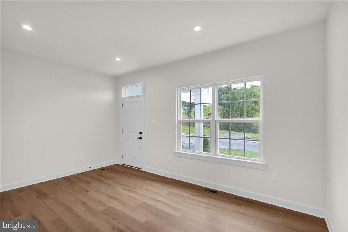 125 Dithridge Drive photo 10