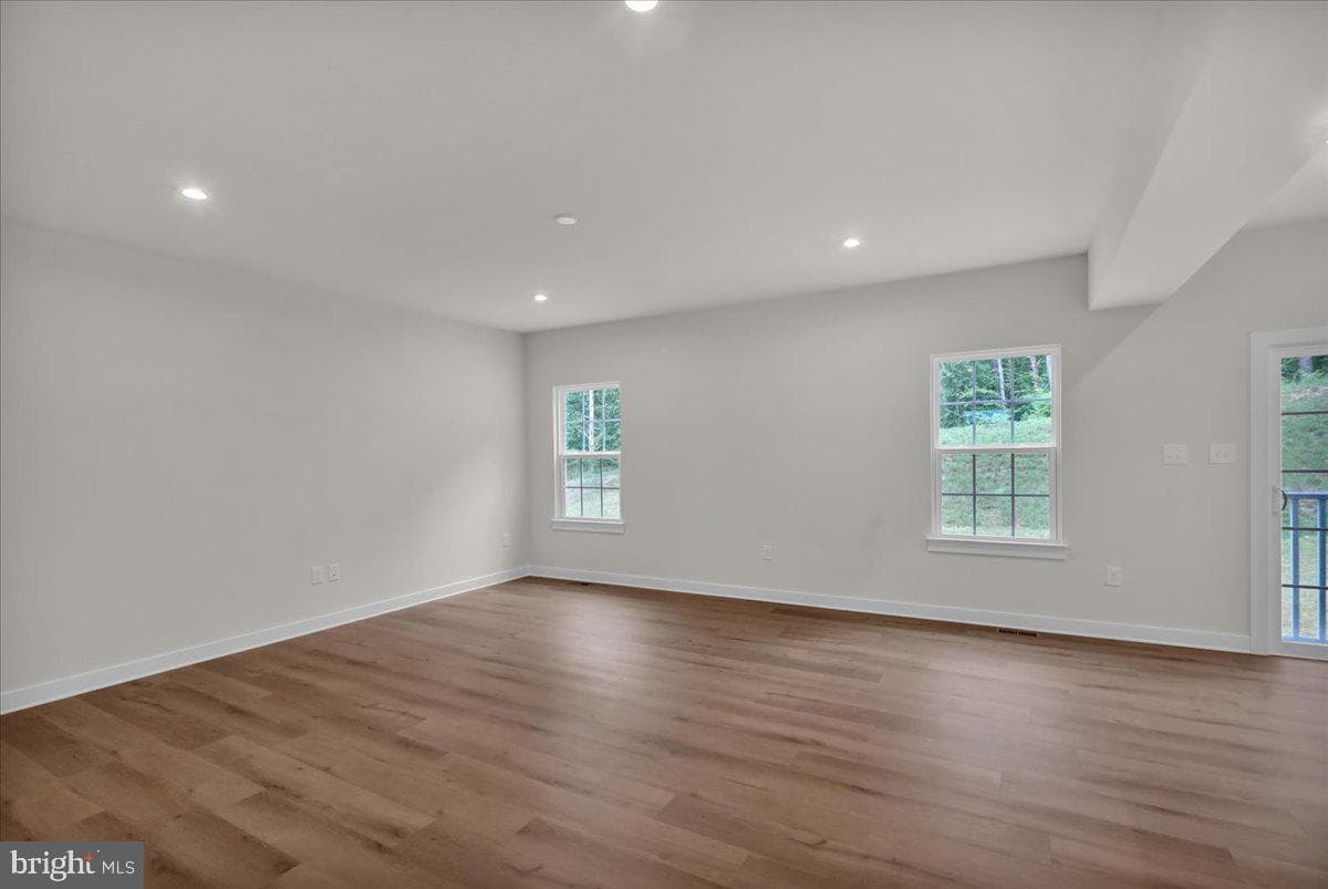 125 Dithridge Drive photo 12