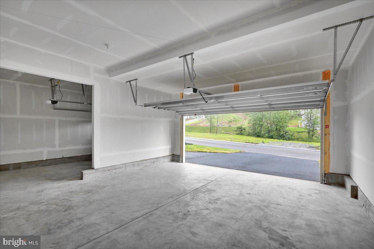 125 Dithridge Drive photo 42