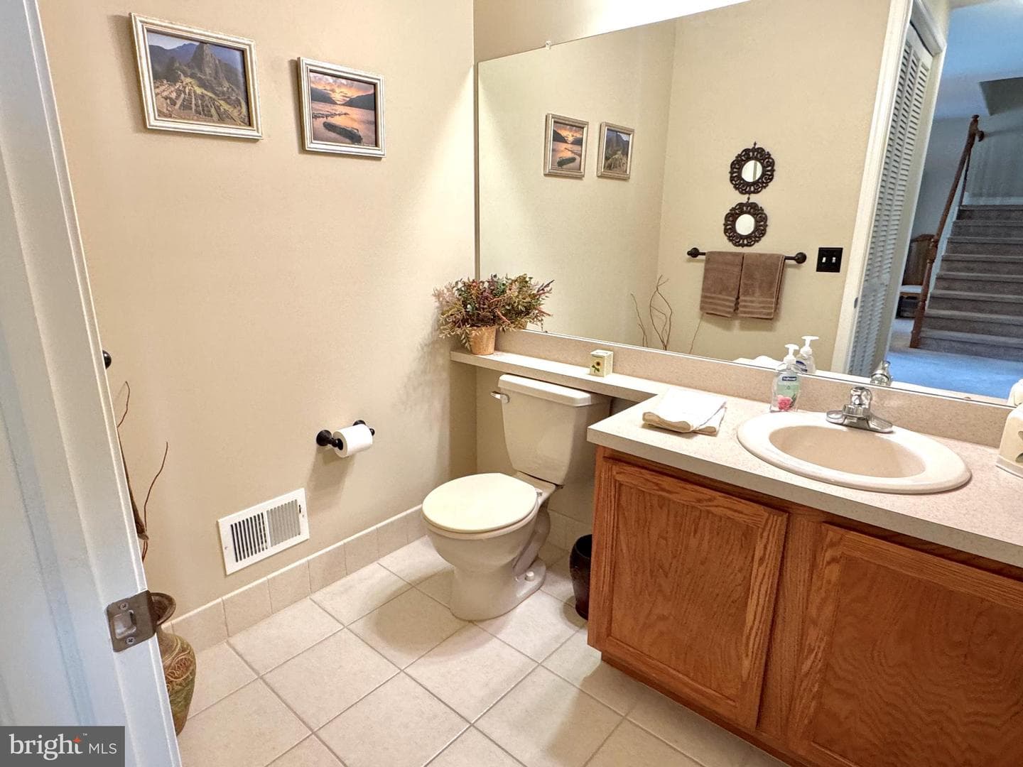 214 Village Drive photo 23