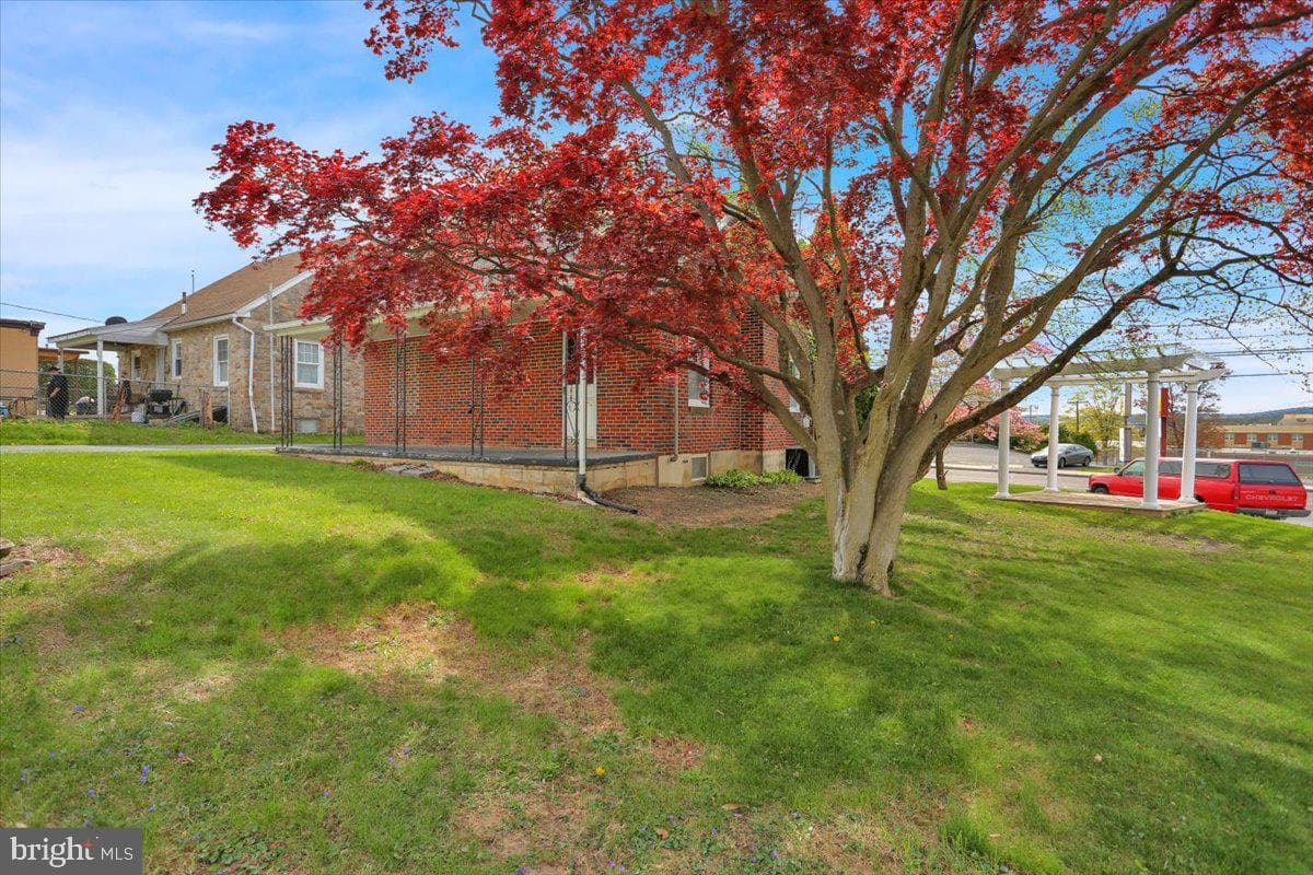 3611 Kutztown Road photo 8