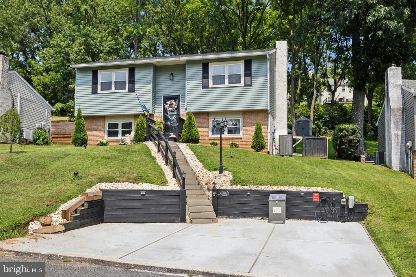 43 Lindy Lane