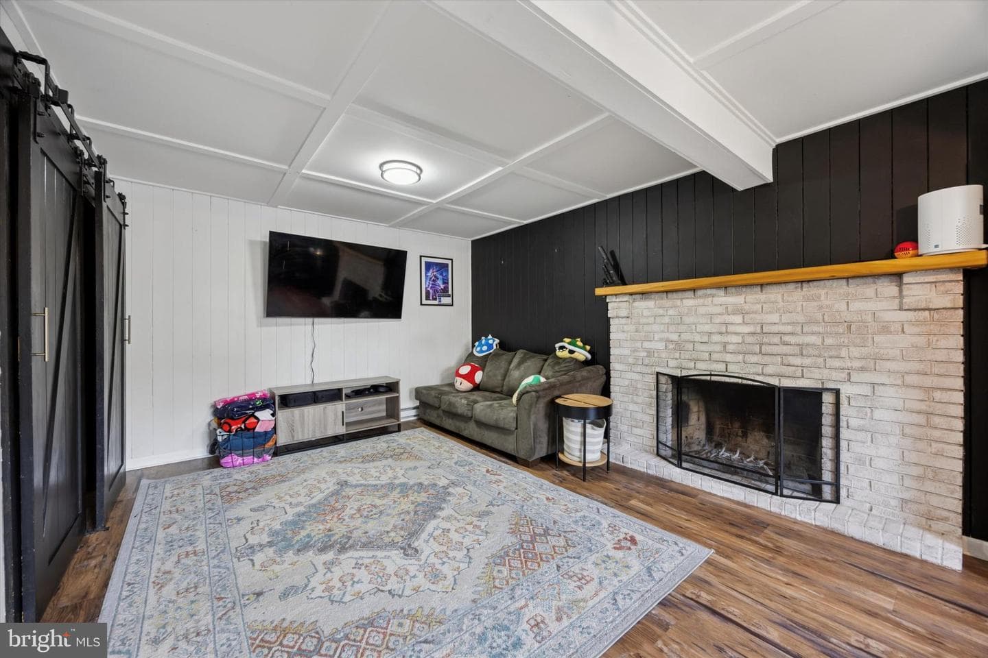 43 Lindy Lane photo 12