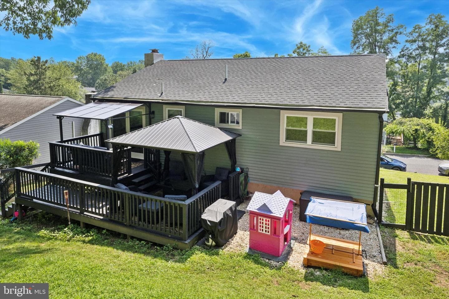43 Lindy Lane photo 24