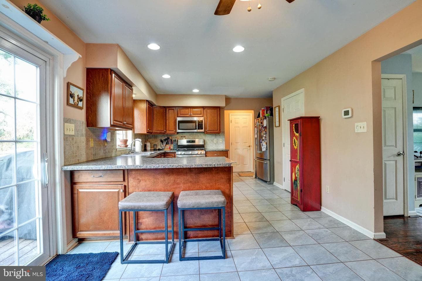 1301 Budd Street photo 6