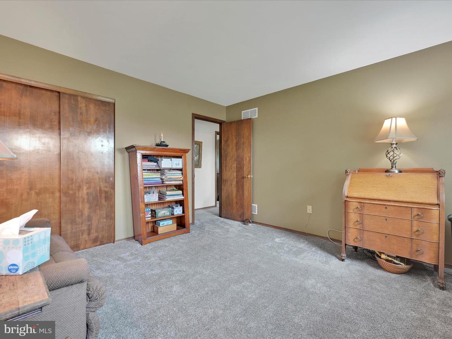 6 Heffner Road photo 17