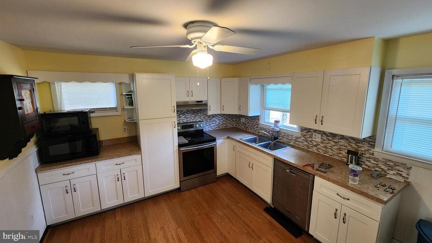 111 Maplewood Drive photo 12