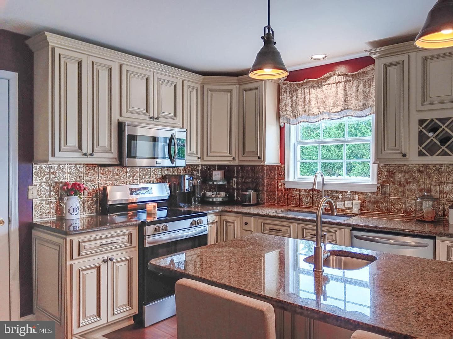 229 Homestead Avenue photo 4