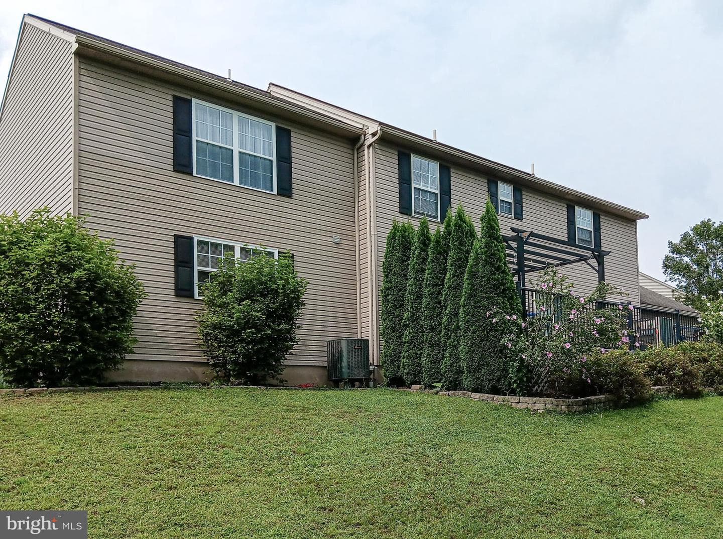 229 Homestead Avenue photo 40