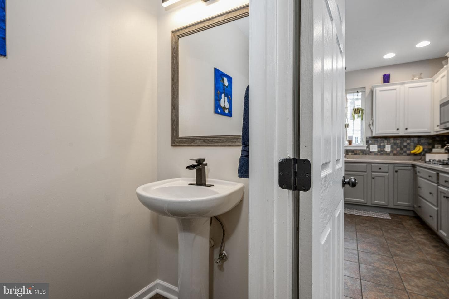 1520 Lexington Way photo 17