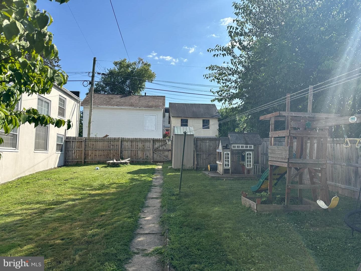 306 W 1st Street photo 4