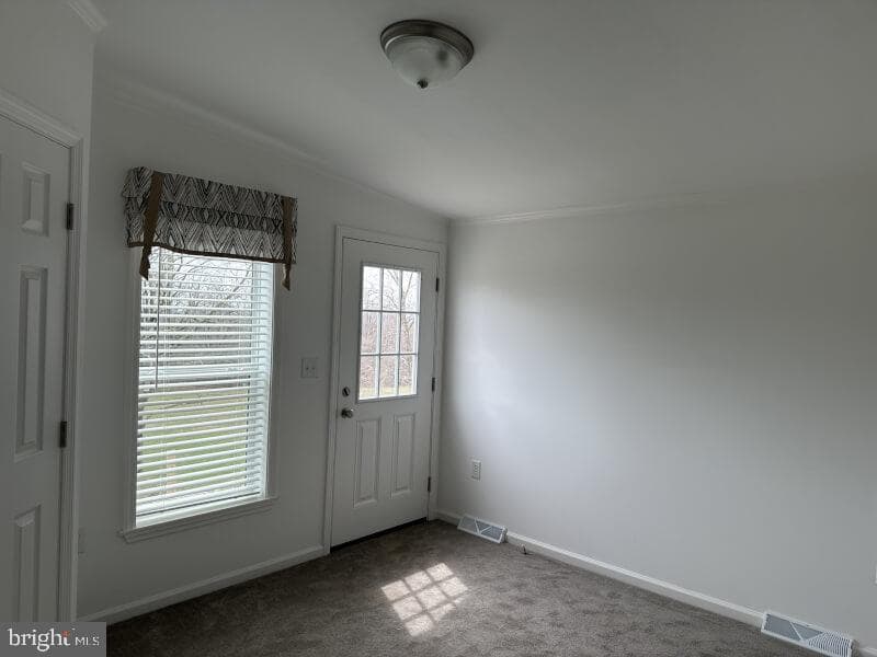 65 Ash Road photo 19