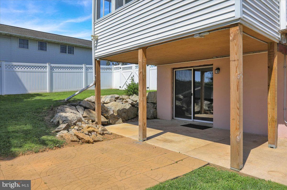 2144 Mayo Drive photo 32