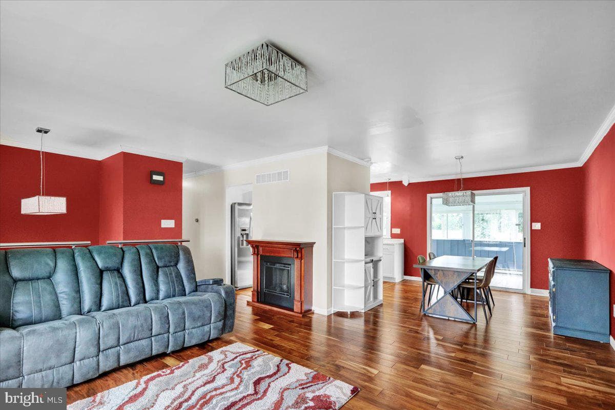 2144 Mayo Drive photo 6
