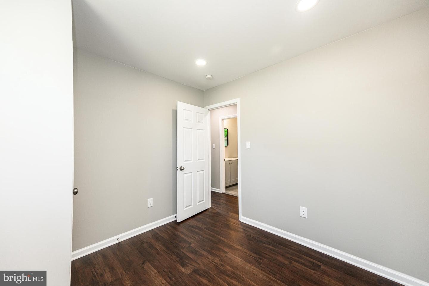 1348 Claire Drive photo 20