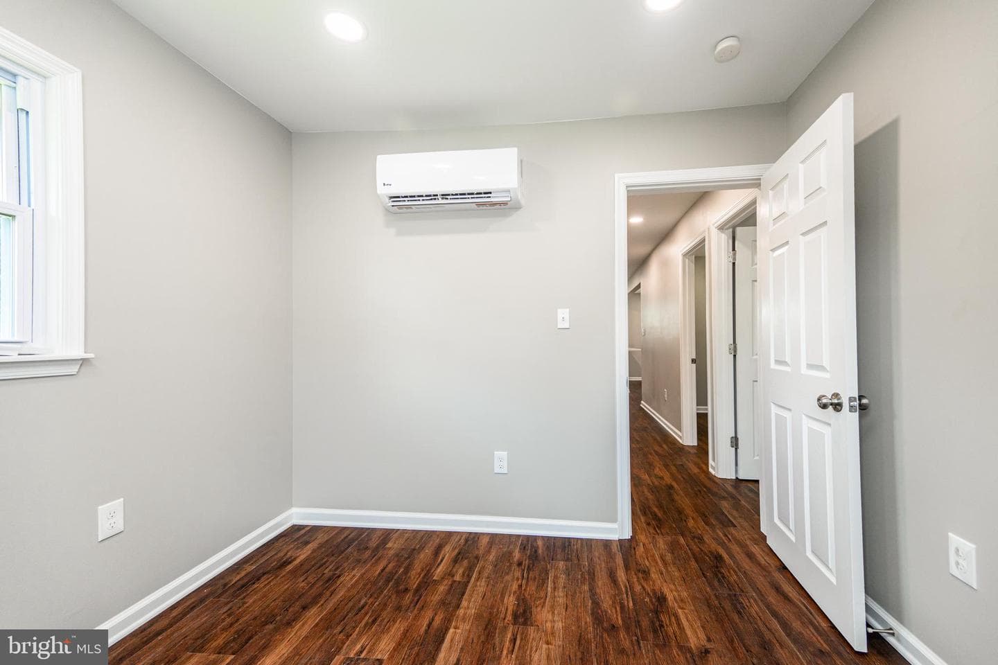 1348 Claire Drive photo 21