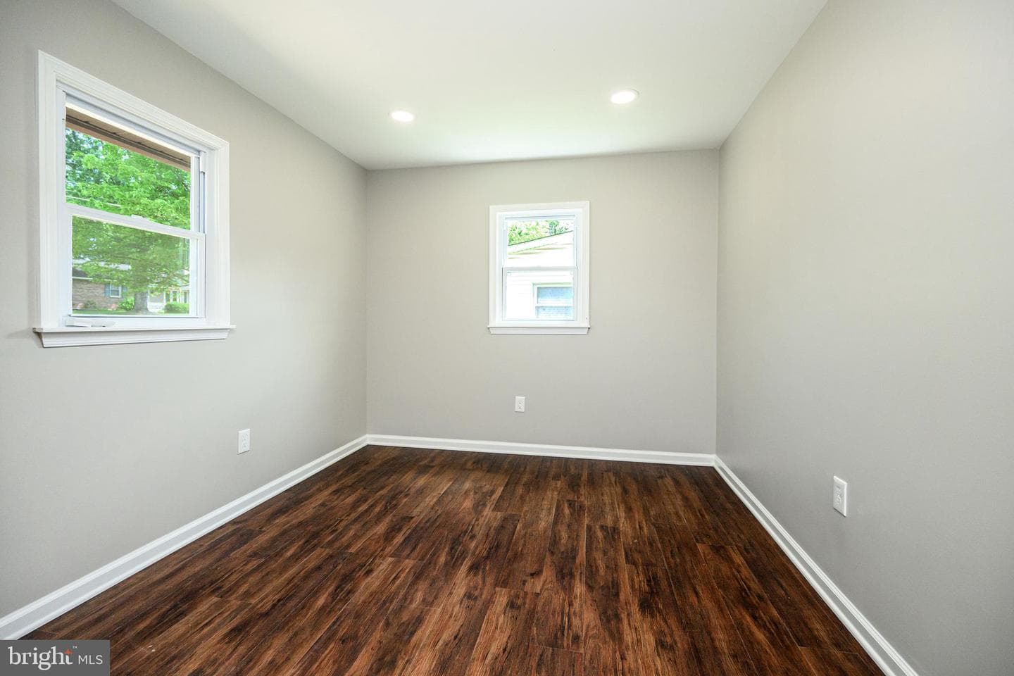1348 Claire Drive photo 23