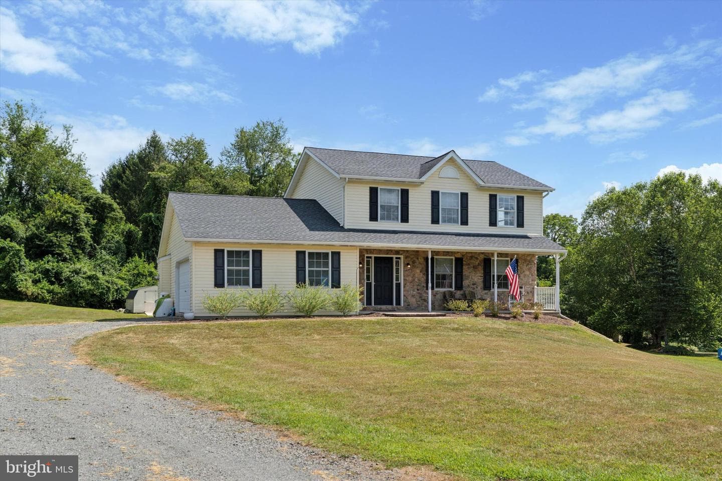 8 Willow Street photo 1