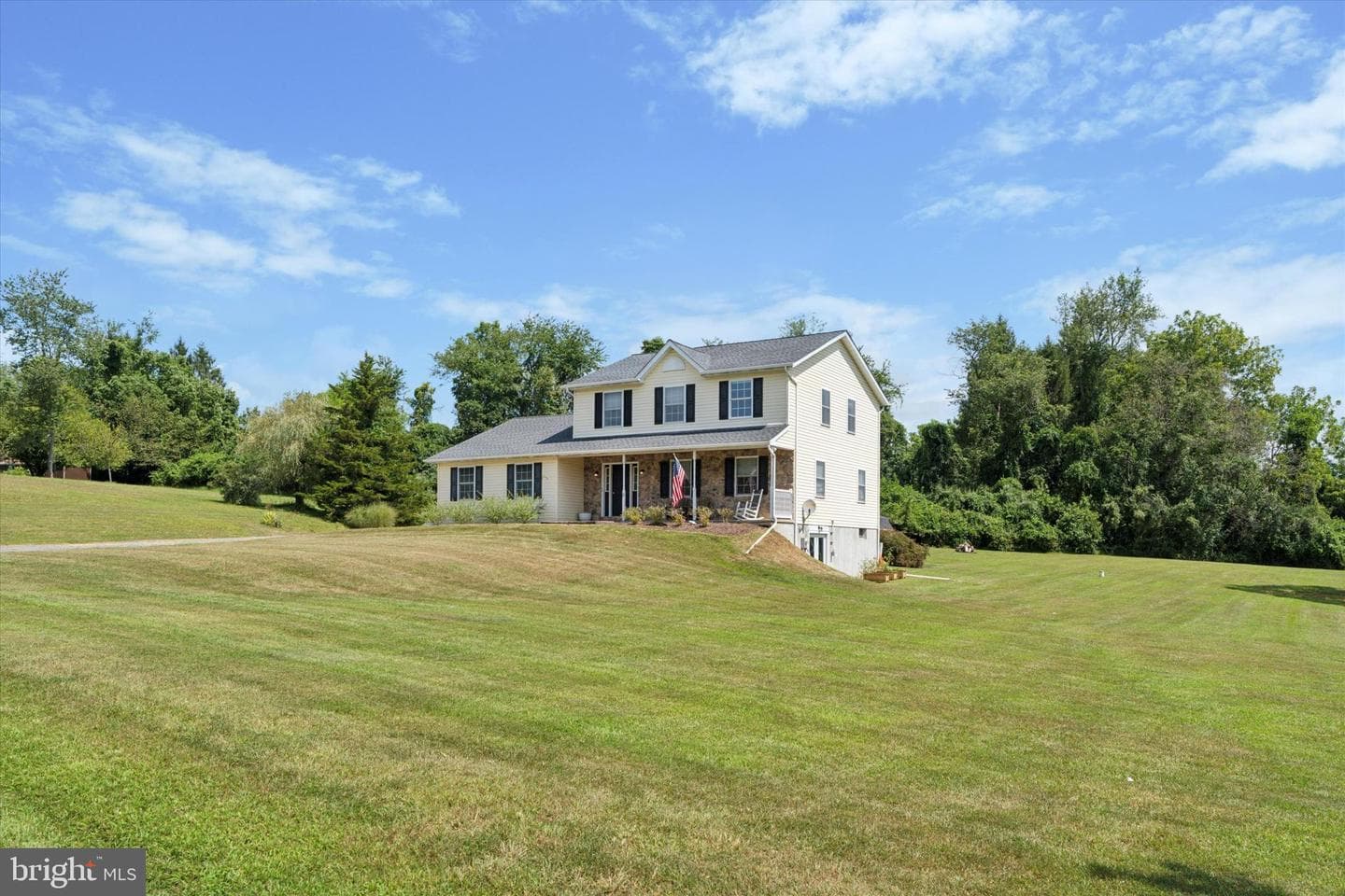 8 Willow Street photo 2