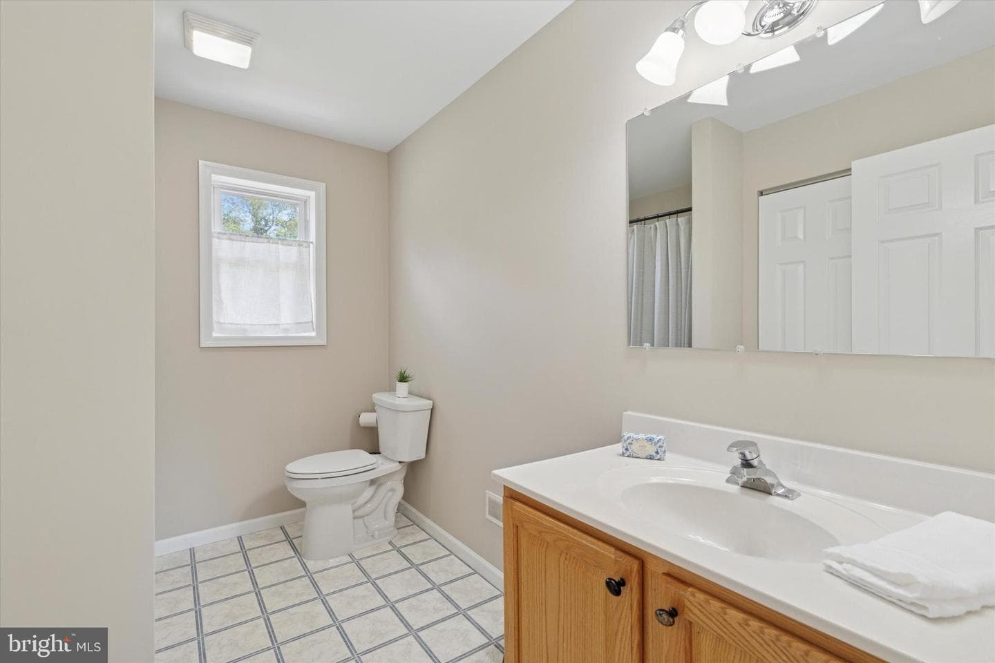 8 Willow Street photo 21