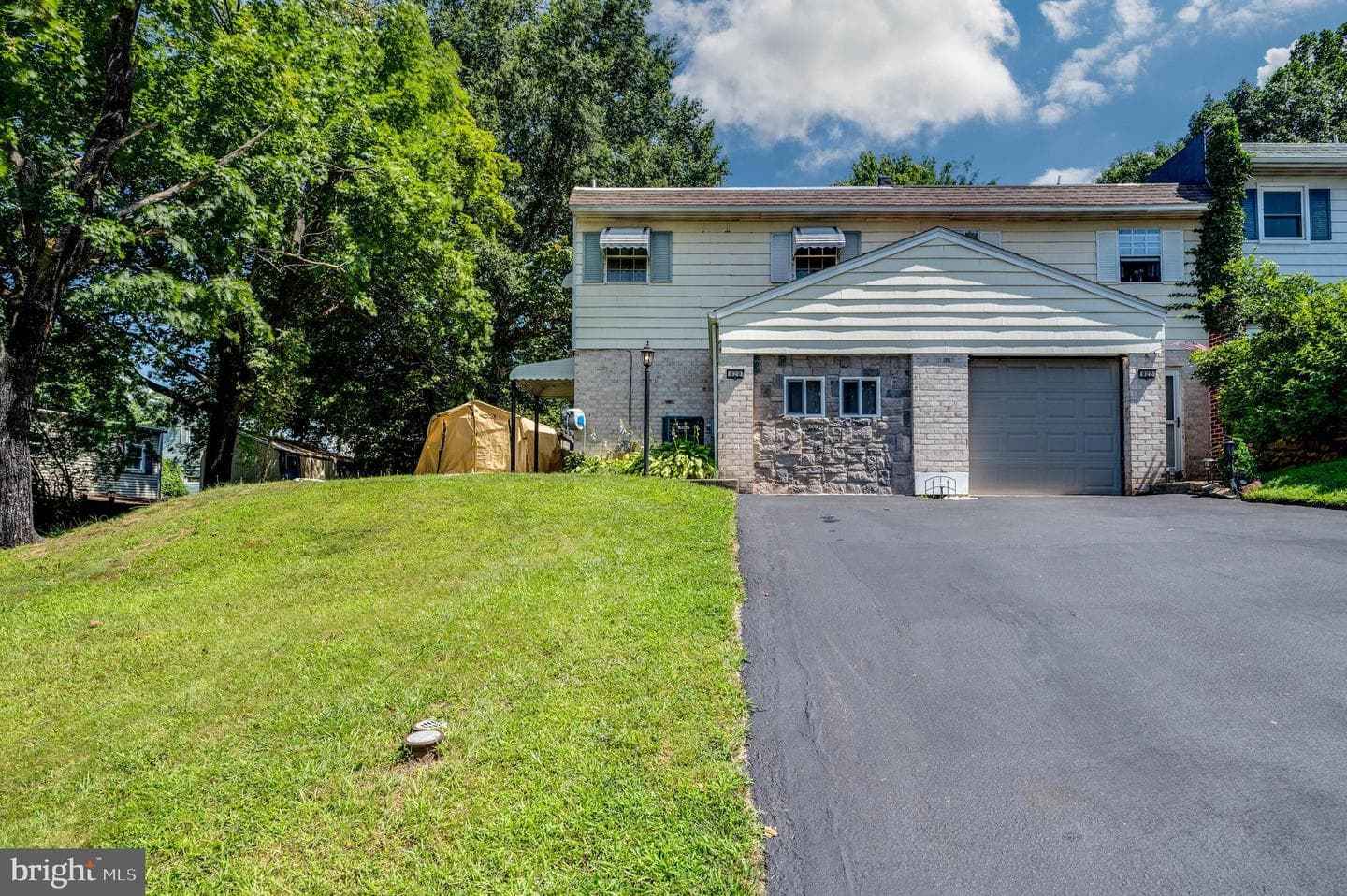 820 Rabbit Lane photo 3