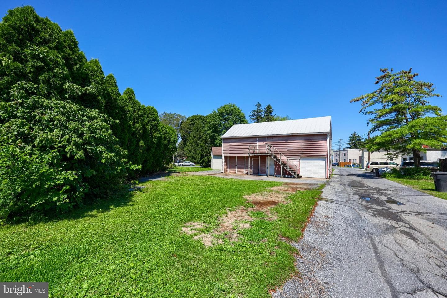 824 Mount Laurel Avenue photo 9