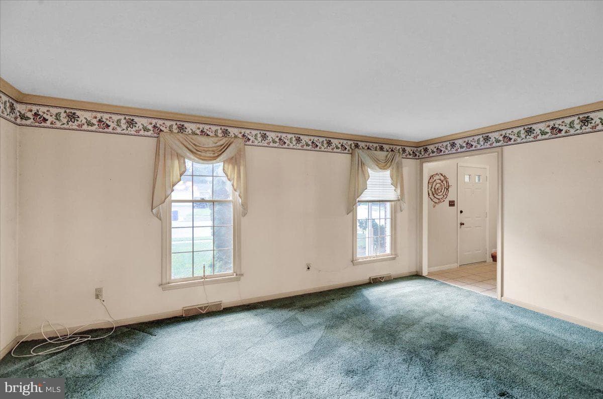 2027 Gring Drive photo 12