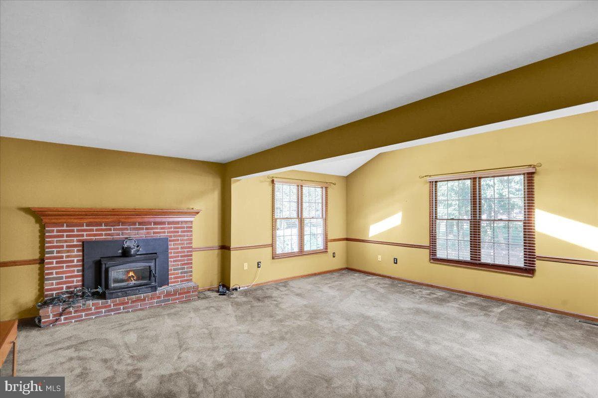 2027 Gring Drive photo 21