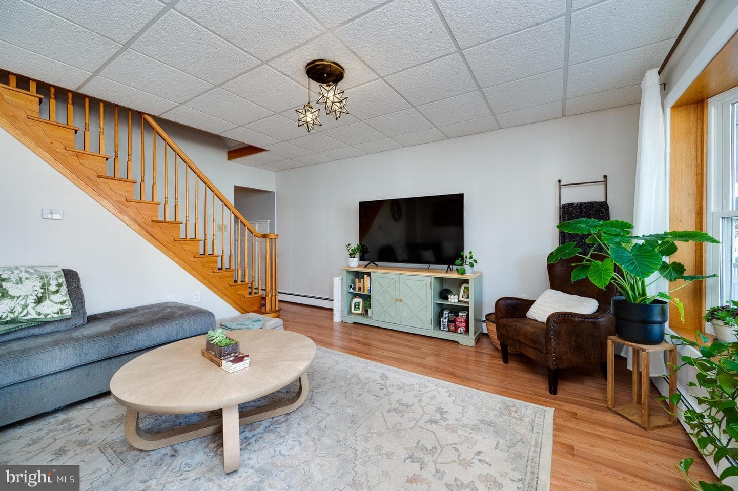 126 W Poplar Street photo 8