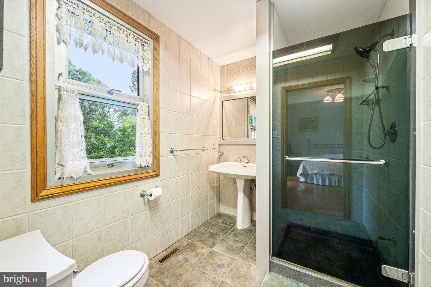 38 Lutz Road photo 18