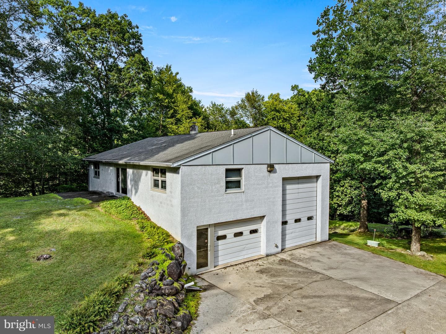38 Lutz Road photo 29