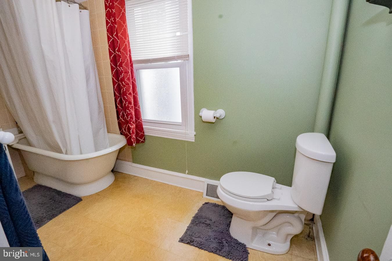 128 S Walnut Street photo 17