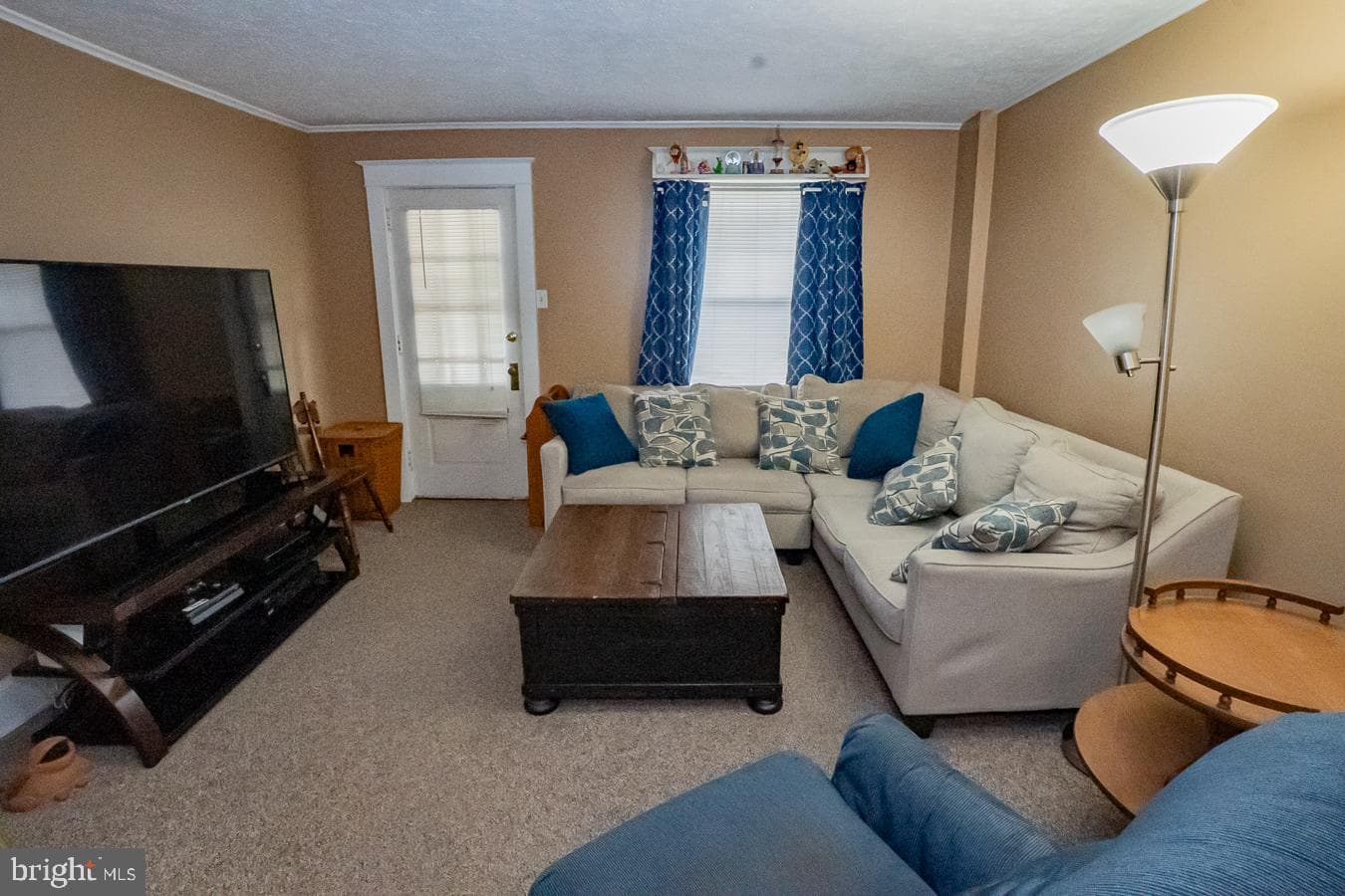 128 S Walnut Street photo 4