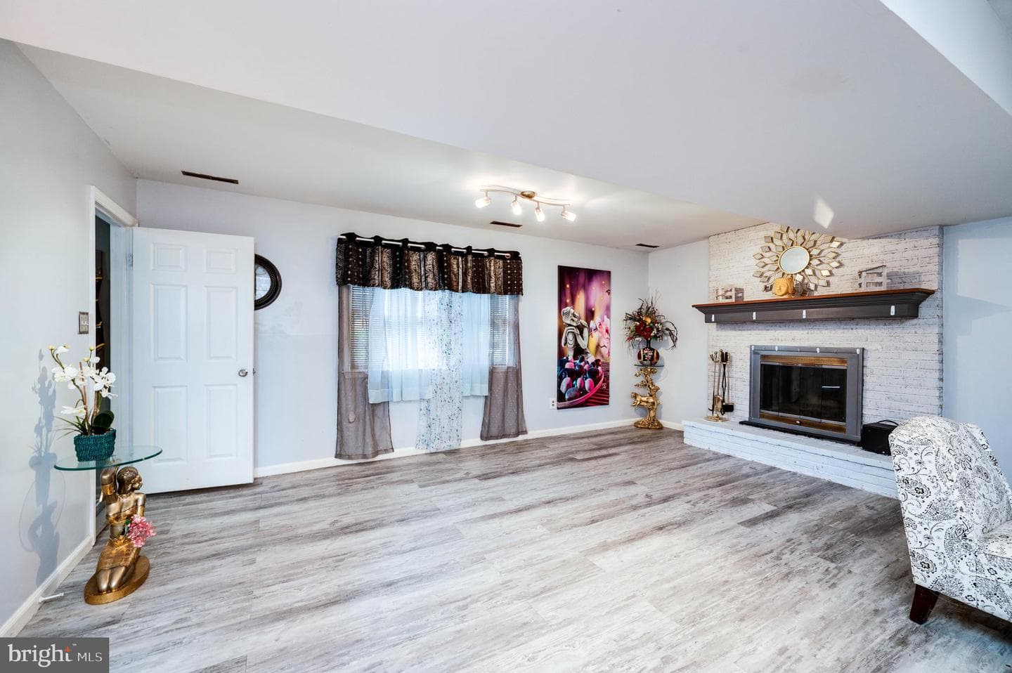 520 Oak Street photo 24