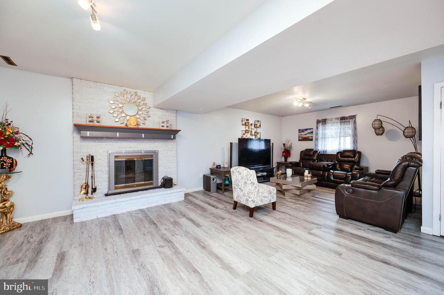 520 Oak Street photo 25