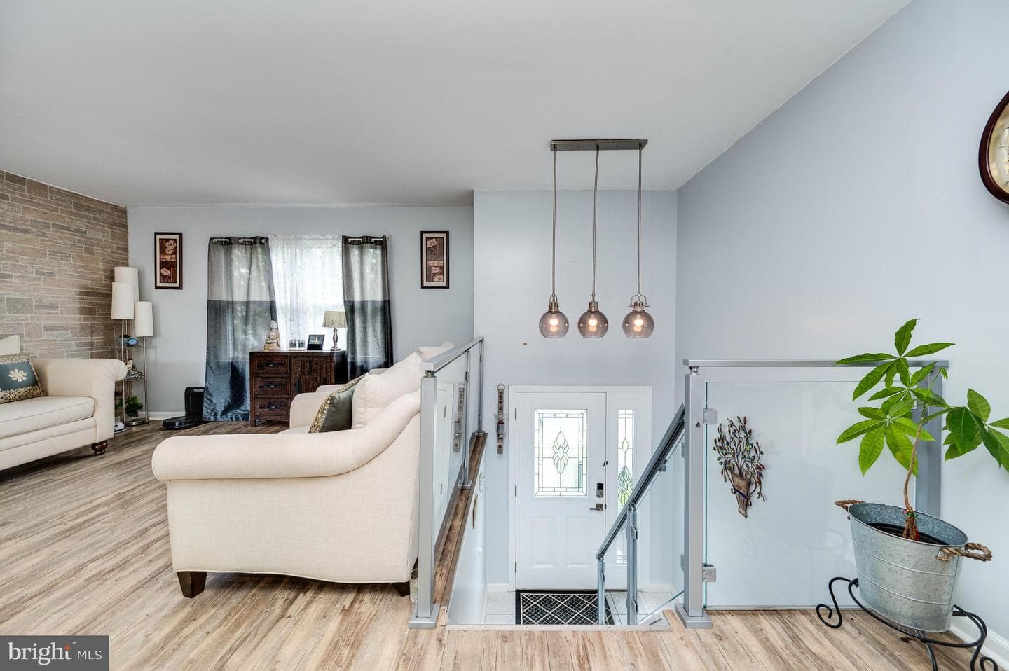 520 Oak Street photo 5