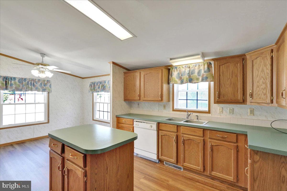 140 Heister Road photo 11